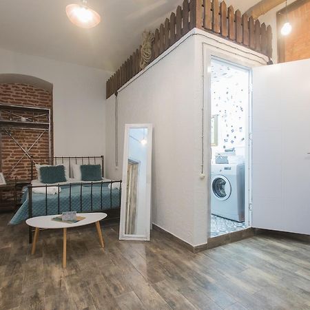 New&Old Apartment Tbilisi Luaran gambar